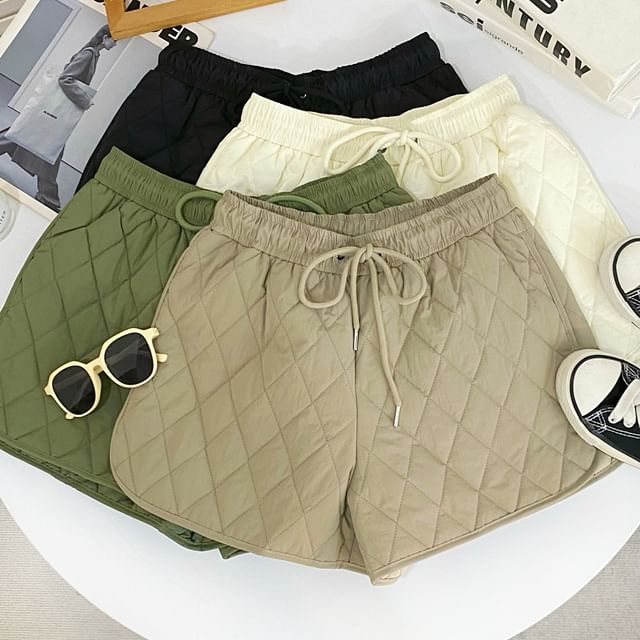 Iasia-High Waist Plain Quilted Shorts