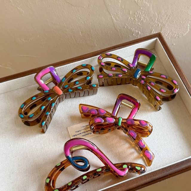 Rodiv-Patterned Hair Claw