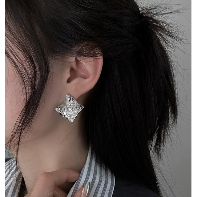 Jael-Textured Square Alloy Statement Earring