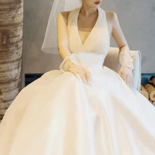 pink halter top dress Halter V-Neck Bridal Mermaid Dress by Nox Anabel JW985  ABC Fashion