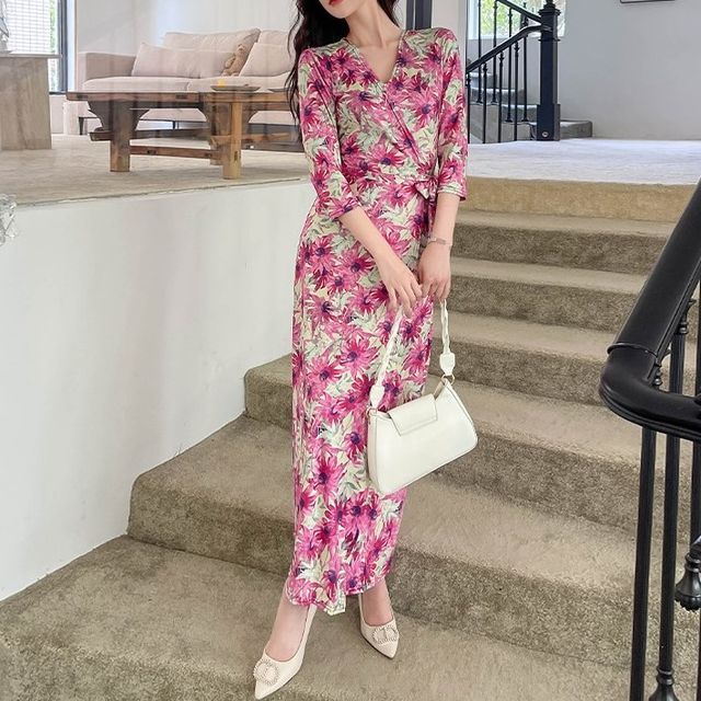 Aurora - 3/4-Sleeve Floral Print Maxi A-Line Dress | YesStyle