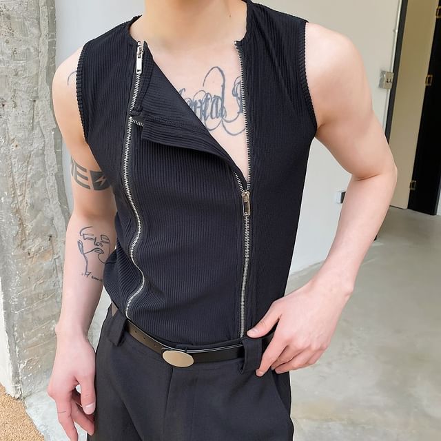 Patow-Sleeveless Round Neck Plain Zip-Up Vest