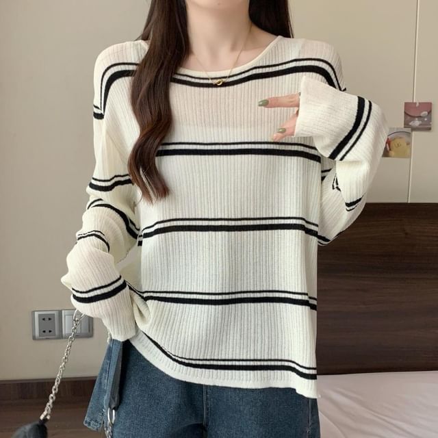 OGAWA-Striped Crew Neck Sweater