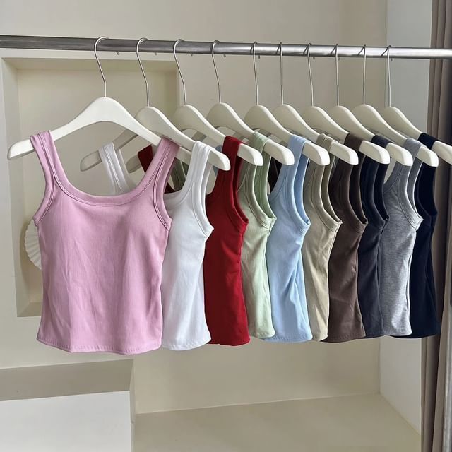 Wildery-Scoop Neck Plain Tank Top