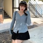 Appelsin - Long Sleeve V-Neck Plain Button Slit Ribbed Top | YesStyle