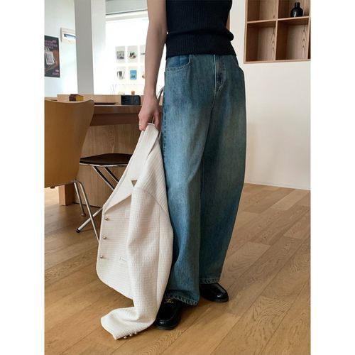 Low Rise Washed Loose-Fit Wide-Leg Jeans