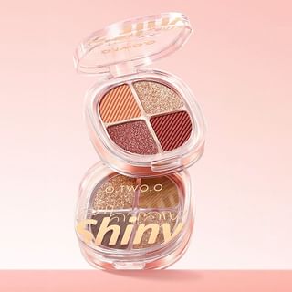 O.TWO.O - Rich Colors Eyeshadow Palette - 3 Colors