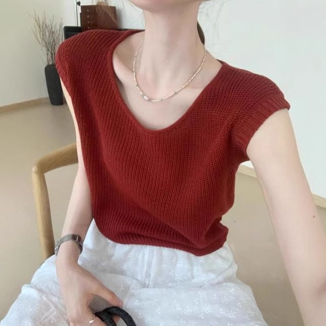 INEN-Short-Sleeve Scoop Neck Plain Knit Top