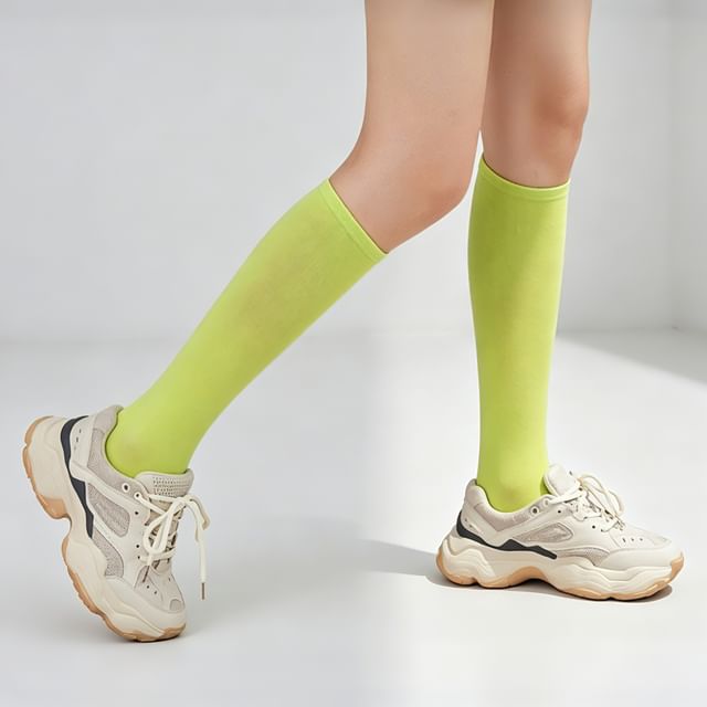 Lychee-Plain Knee High Socks