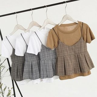 DIYI - Set: Short-Sleeve T-Shirt + Cropped Peplum Top