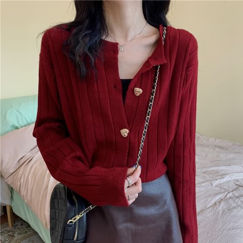 Heart clearance button cardigan