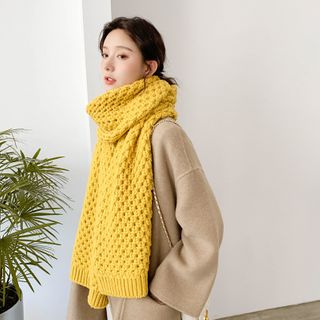 chunky knit scarf