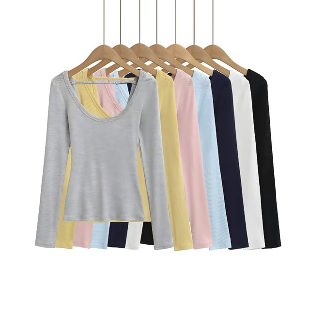 Asiris-Long-Sleeve Scoop Neck Open Back Plain T-Shirt