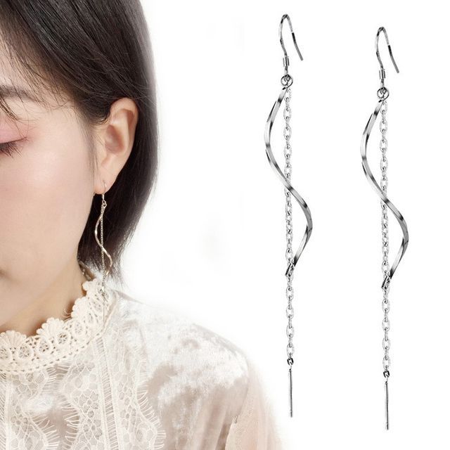 Chimerro-Alloy Swirl Fringed Earring