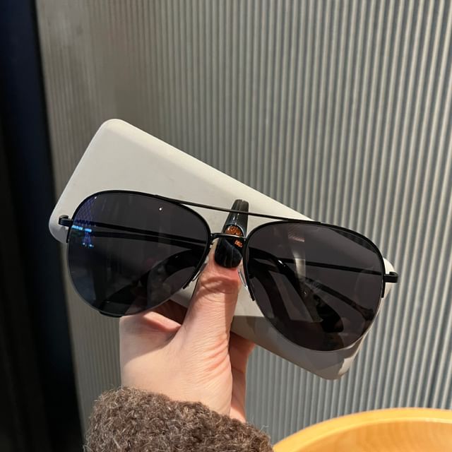 MOL Girl-Metal Frame Sunglasses