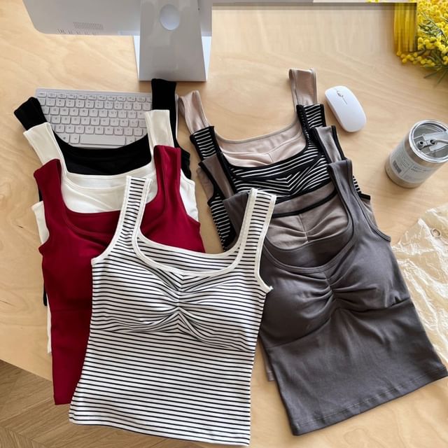 Wildery-Sleeveless Square Neck Plain Crop Bra Top