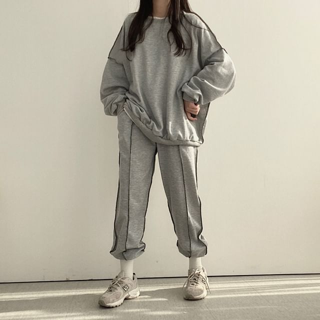 Bolgivy-Set Round Neck Contrast Stitching Pullover Baggy Sweatpants