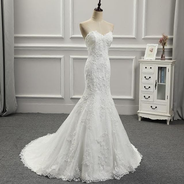 MSSBridal - Strapless Sweetheart Neckline Plain Trained Lace Trumpet Wedding Gown | YesStyle MSSBridal - Strapless Sweetheart Neckline Plain Trained Lace Trumpet Wedding Gown | YesStyle