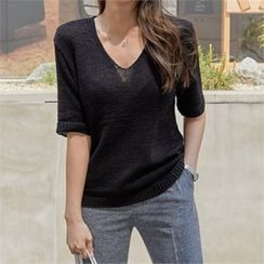 PIPPIN - Letter Print T-Shirt PIPPIN - Letter Print T-Shirt