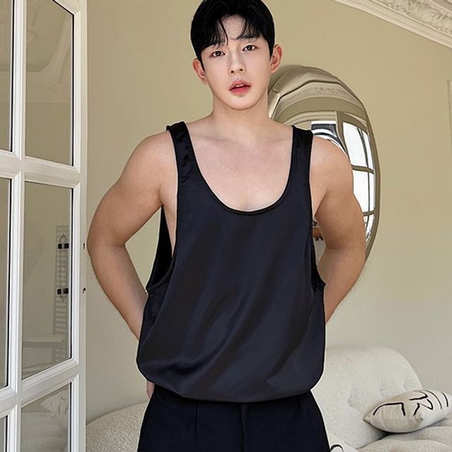 Freehop-Scoop Neck Plain Tank Top