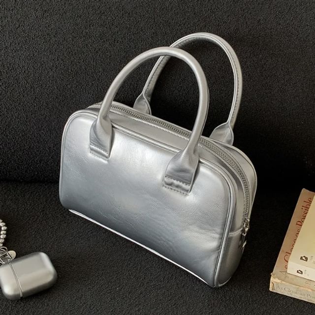 NewTown-F - Faux Leather Plain Shoulder Bag