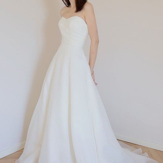 DreesHouse-Strapless Plain A-Line Wedding Gown