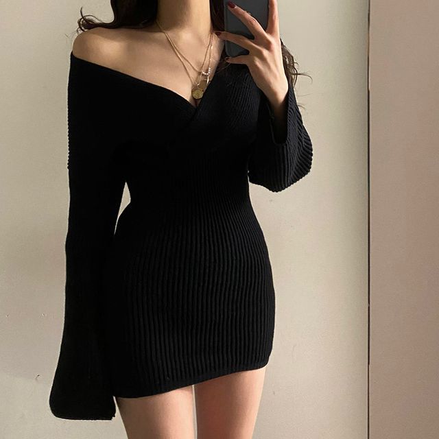 OCRE - V-Neck Mini Bodycon Sweater Dress