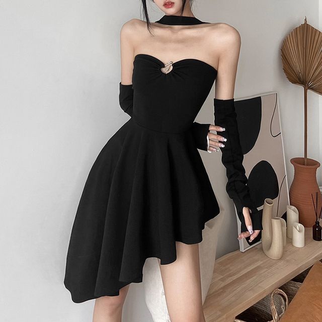 best dresses for black tie optional wedding Thats So Fetch | Avia Strapless Mini Dress | Black main image 0