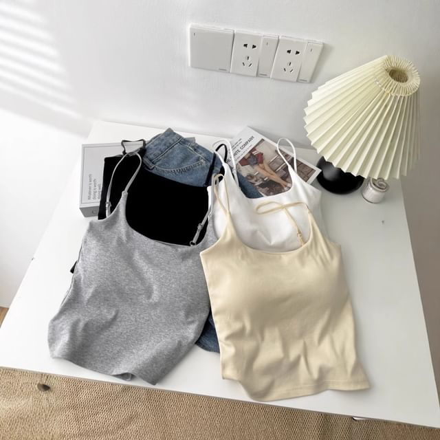 Wildery-Scoop Neck Plain Camisole Top