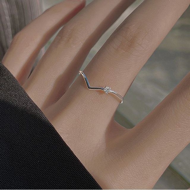 Hansha-Rhinestone V Shape Sterling Silver Open Ring