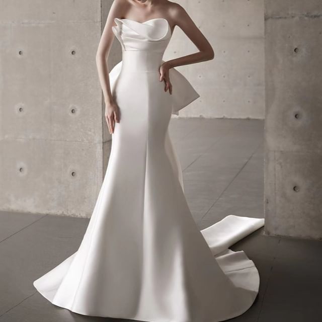 DreesHouse-Strapless Shirred Mermaid Wedding Gown