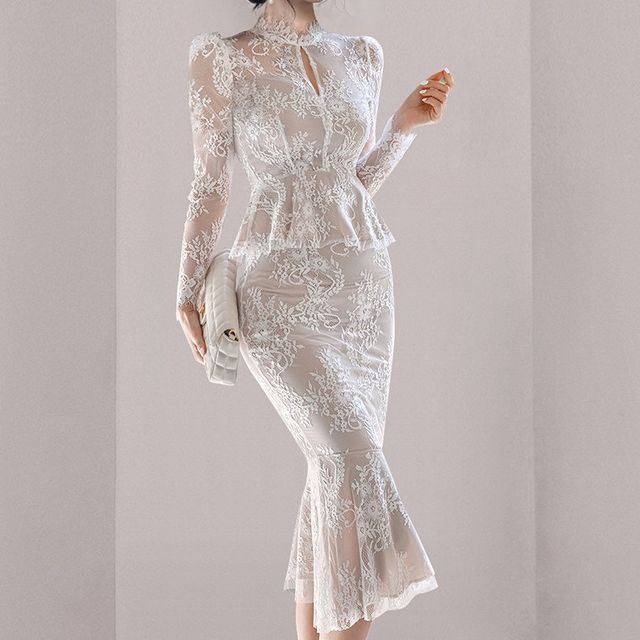 Yilda - Long-Sleeve Keyhole Ruffle Hem Midi Lace Bodycon Dress | YesStyle