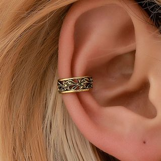 Cheermo - Perforated Ear Cuff | YesStyle