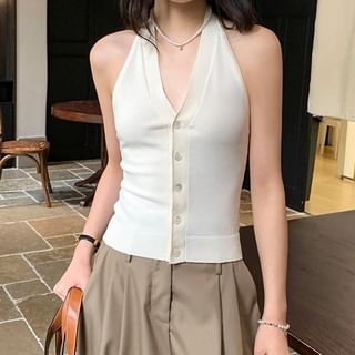 Asiris-Sleeveless Halter V-Neck Plain Button Up Top