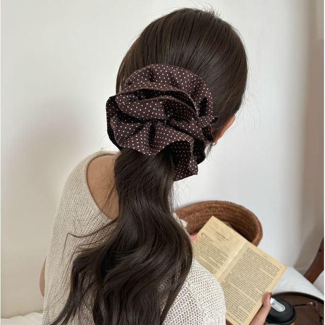Allyrinta-Dotted Scrunchie