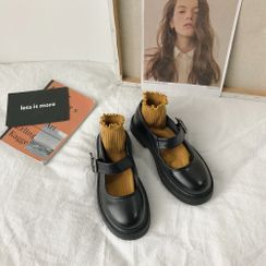 Queen Zoo - Plain Round-Toe Mary Jane Flats Queen Zoo - Plain Round-Toe Mary Jane Flats
