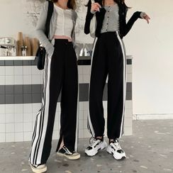 Guajillo - Striped Sweatpants Guajillo - Striped Sweatpants
