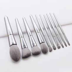 Violeta - Set of 10: Makeup Brush Violeta - Set of 10: Makeup Brush