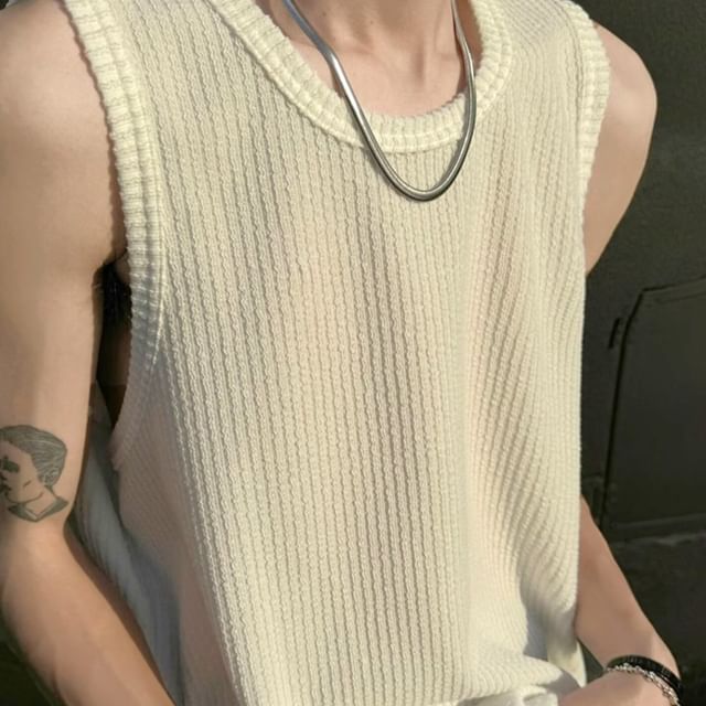 Urtishia-Round Neck Plain Tank Top