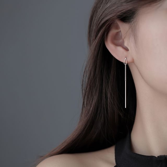 Chimerro-Alloy Threader Earring