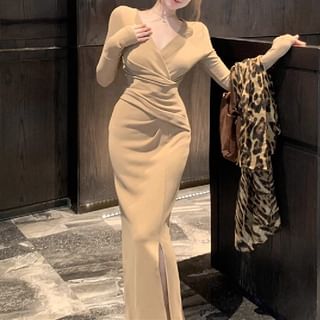 Ukiyo-V Neck Long-Sleeve Maxi Dress