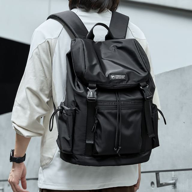 Moyyi-Oxford Flap Backpack