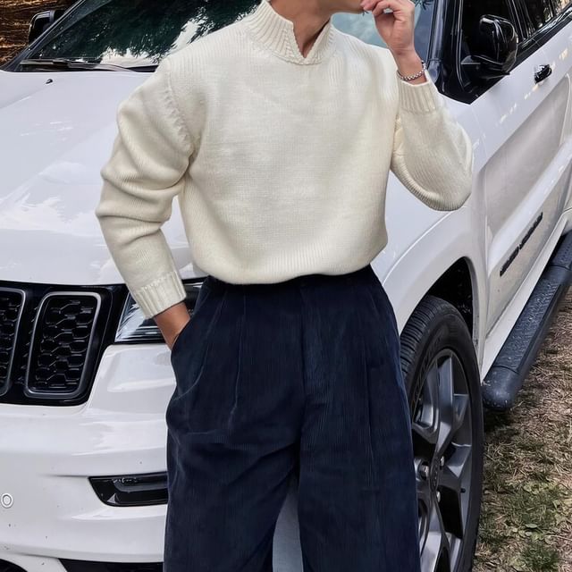 Okwano-Mock Neck Plain Sweater
