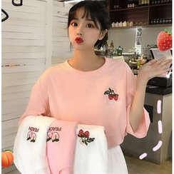 Pachelbel - Embroidered Fruit Elbow-Sleeve T-Shirt Pachelbel - Embroidered Fruit Elbow-Sleeve T-Shirt