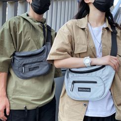 SUNMAN - Label Nylon Sling Bag SUNMAN - Label Nylon Sling Bag