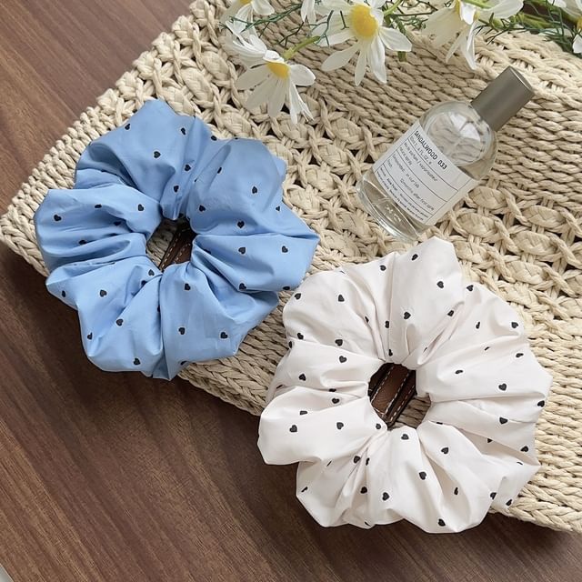 Mentosi-Dotted Fabric Scrunchie
