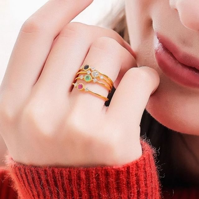Phoenoa-Embellished ring
