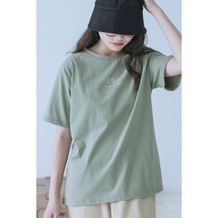 Echo Forest - Short-Sleeve Leaf Print T-Shirt