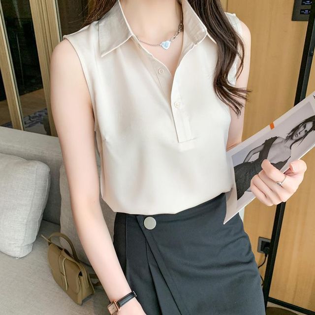 Happo-Sleeveless Collared Plain Half Placket Shirt