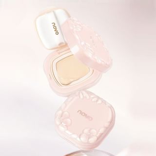 NOVO - Soft Light Lasting Raincoat Air Cushion For Oily Skin